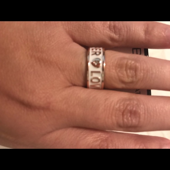 BCBG generation ring - Picture 4 of 4